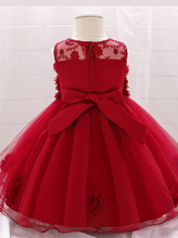 Load image into Gallery viewer, The dress has a bodice with flower applique and tulle skirt