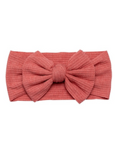 Load image into Gallery viewer, Baby bow headband coral