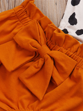 Load image into Gallery viewer, Baby set features a short-sleeved onesie with animal print, bloomer shorts with a bow, and matching headbands
