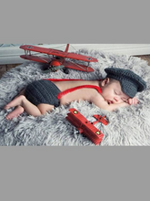 Load image into Gallery viewer, Baby knitted photoshoot costume - grey pilot
